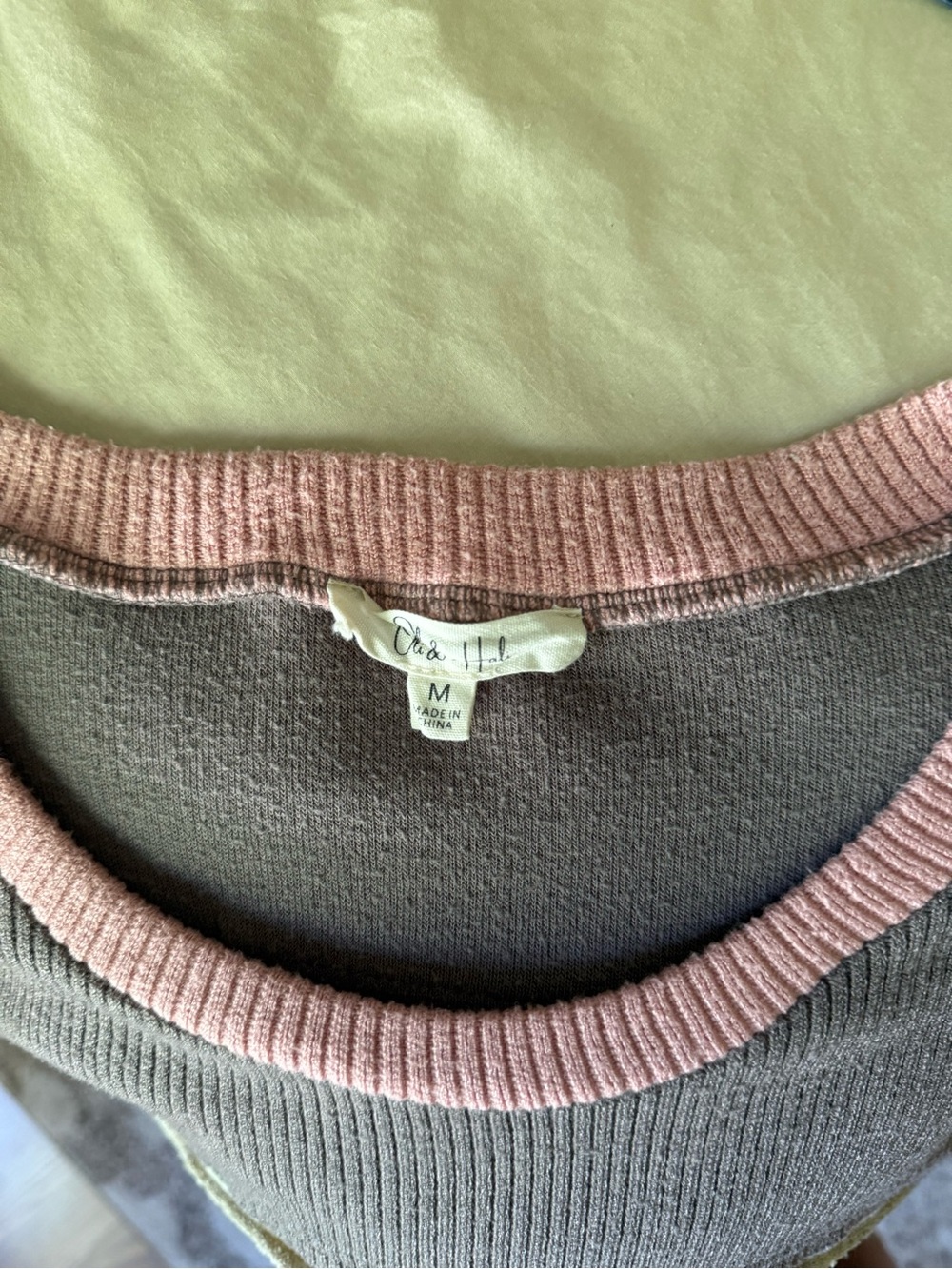 Oli & Hali Colorblock Pullover Sweater in Gray, Cream & Pink - Picture 3 of 3
